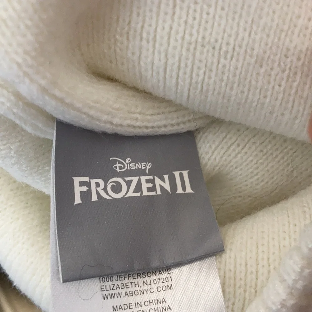 FINAL MARKDOWN DISNEY frozen ii hat